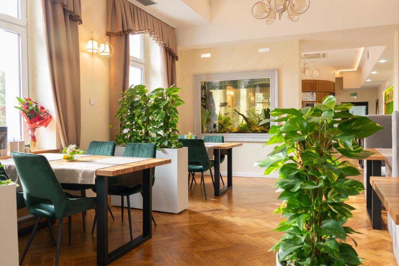 Sztuka Smaku - Restauracja I Hotelik Świdnica Exteriör bild
