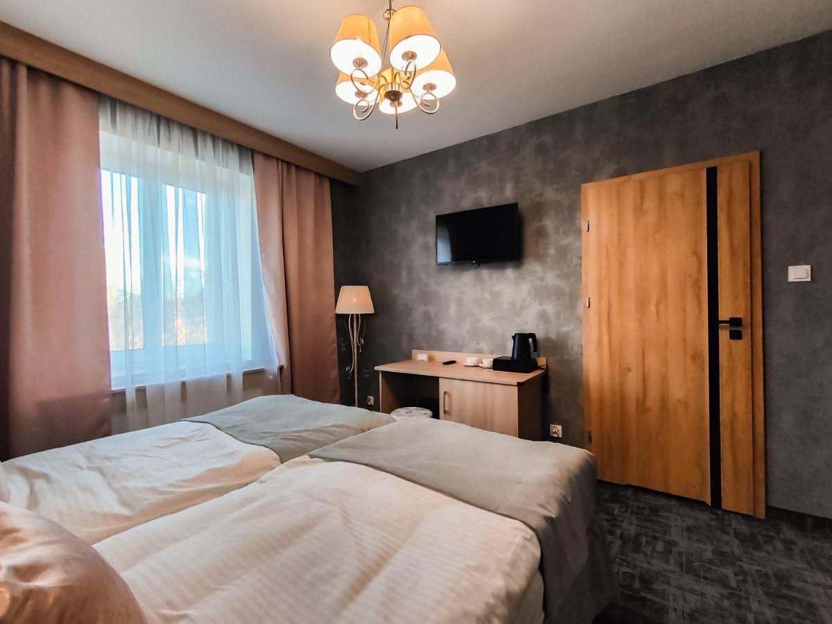 Sztuka Smaku - Restauracja I Hotelik Świdnica Exteriör bild