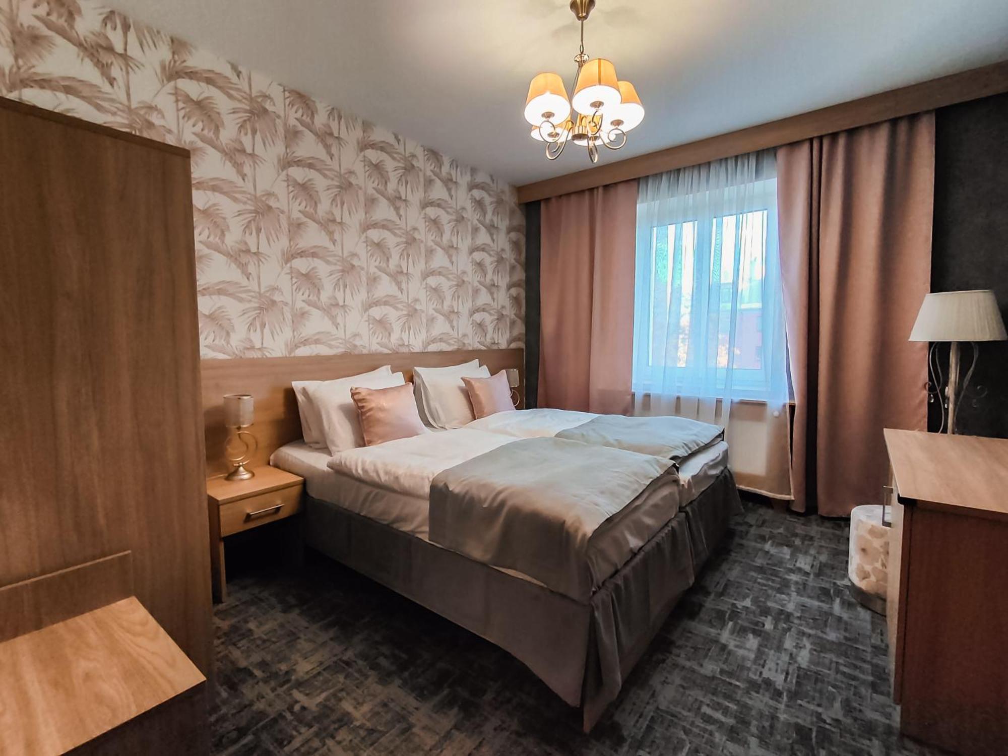 Sztuka Smaku - Restauracja I Hotelik Świdnica Exteriör bild